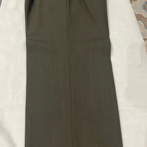 Olive Green Suit (Giorgio Paolo) - Picture 10 of 10